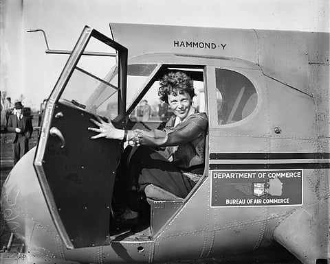 Amelia Earhart cerca de 1935.