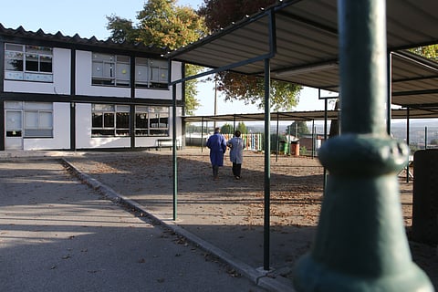 Greve do pessoal não-docente ameaça encerrar escolas esta sexta-feira