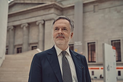 Hartwig Fischer demitiu-se do cargo depois de o museu ter anunciado que um dos seus conservadores tinha saqueado 1500 objetos.