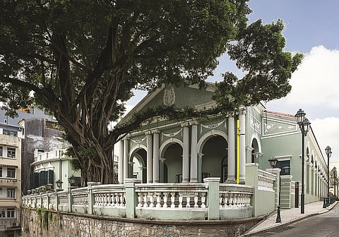 Projetado pelo macaense Pedro Germano Marques e construído em Macau no ano de 1860, o Teatro D. Pedro V foi o primeiro de estilo ocidental na China. Classificado como Património Mundial desde 2005, permanece palco de muitos espetáculo
