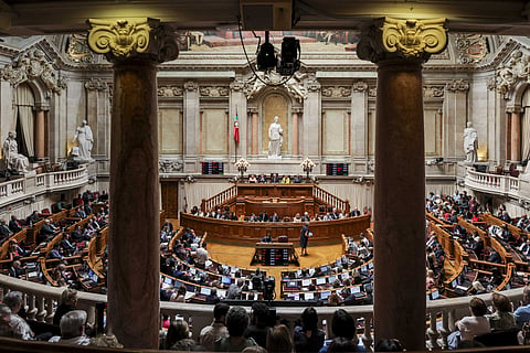 Parlamento aprova na generalidade faltas justificadas por endometriose e reforço de direitos na gravidez
