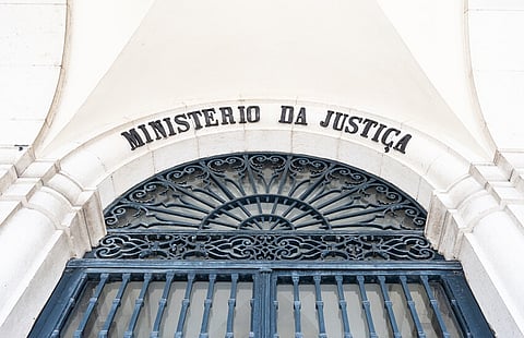 Governo estende tramitação eletrónica à fase de inquérito