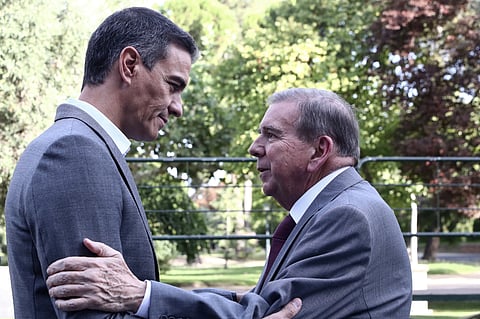 Pedro Sánchez e Edmundo González.