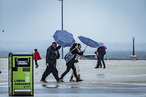 Depressão Bert traz chuva e vento a Portugal durante o fim de semana