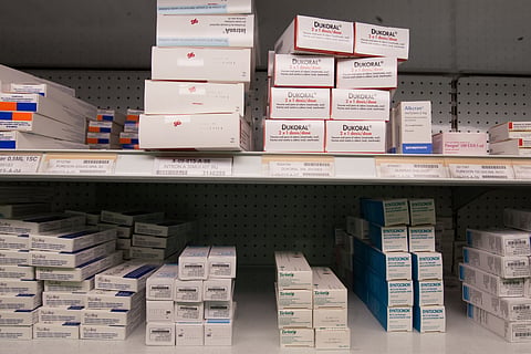 Medicamentos sujeitos a receita médica passam a ser gratuitos para 140 mil idosos