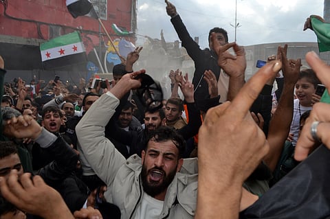 Queda de Bashar al-Assad celebrada em Tripoli, no Líbano.