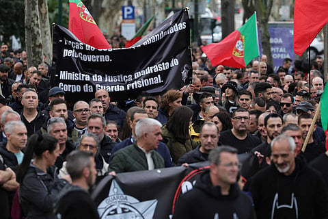 Guardas da prisão de Lisboa fazem greve para travar encerramento