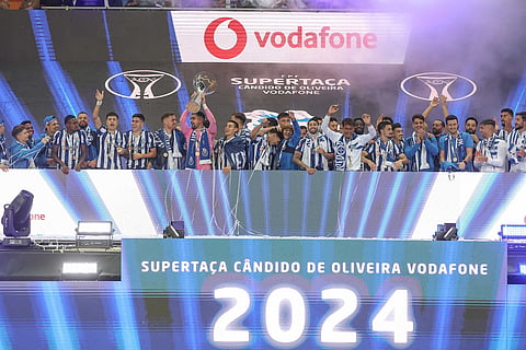 Dragão abate leão numa noite com uma reviravolta inacreditável