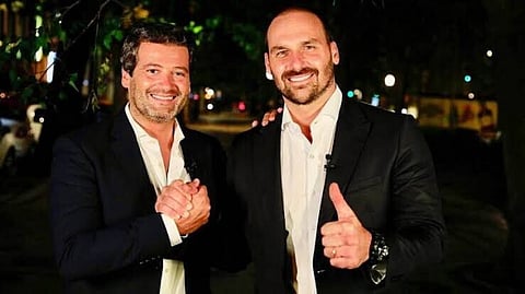 Eduardo Bolsonaro, filho do ex-presidente brasileiro, veio a Portugal endossar apoio a Ventura. -- Foto: X - André Ventura