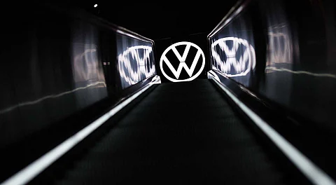Volkswagen suspende trabalhos em mais três fábricas no Brasil devido às inundações