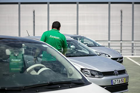 Rent-a-car: Preços do aluguer de carros caem até 30% por excesso de oferta