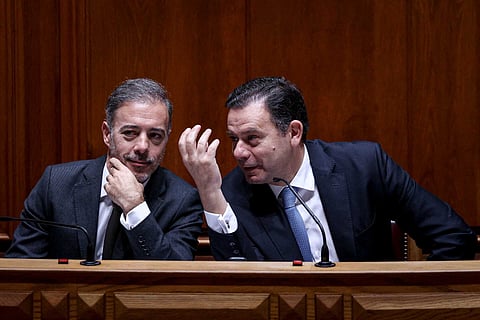 O primeiro-ministro, Luís Montenegro, e o ministro dos Assuntos Parlamentares, Pedro Duarte