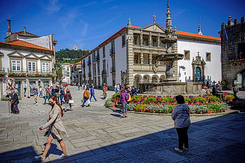 Viagens entre Viana do Castelo e Porto sobem de 88 para 170 euros mensais