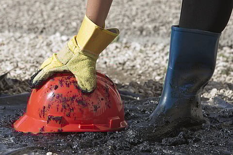 Petróleo Brent sobe 2,71% devido ao adiamento da OPEP de aumentar a produção