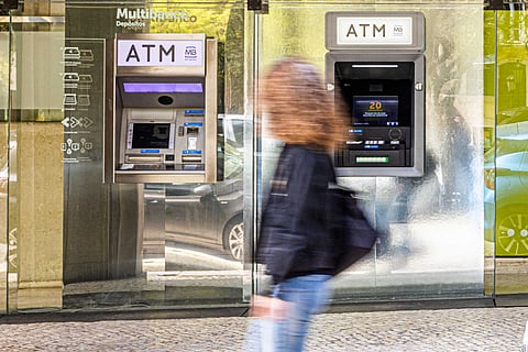 Abanca supera expectativas ao somar 77 saídas voluntárias após aquisição do Eurobic