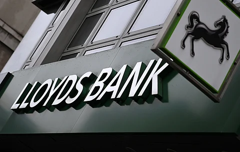 Lucro do Lloyds cresce 45,5% para 5760 milhões de euros no ano passado