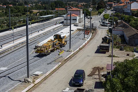 Obras em Pinhel, na Linha da Beira Alta, em maio deste ano. Foto: Miguel Pereira da Silva /GI