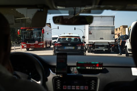 Situação é transversal a todos os setores, mas o dos transportes tem a pior performance, com menos de 10% de cumpridores, indica o estudo