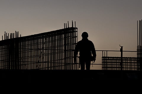 Novas empresas diminuem 2,1% até julho e insolvências sobem 13%, diz a Informa B&D