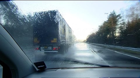 Dicas para desembaciar o vidro do carro