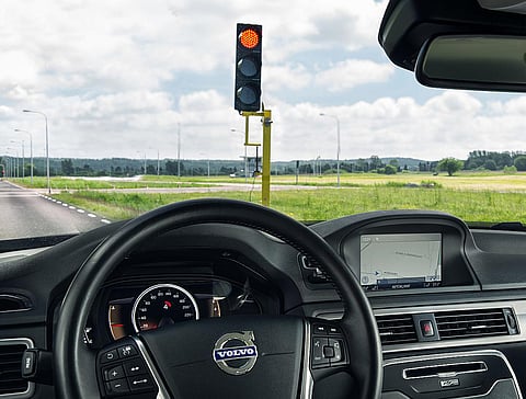 Comissão Europeia quer tecnologia para evitar excesso de velocidade