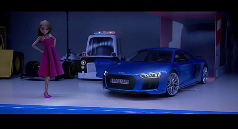 A boneca que decidiu conduzir um Audi