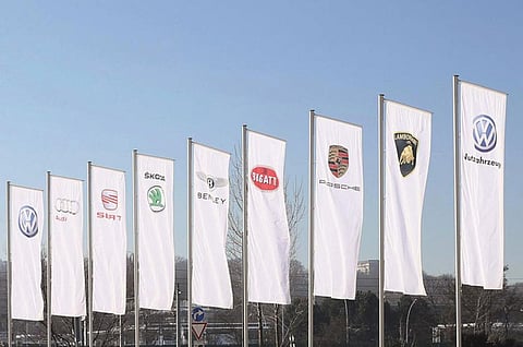 Setor automóvel lidera investimento mundial em publicidade