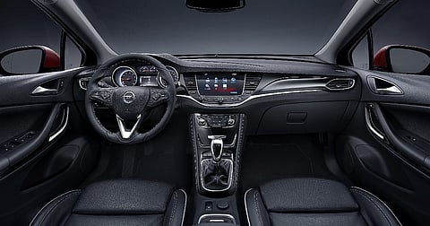 Opel Astra BiTurbo CTDI: Domingo desportivo