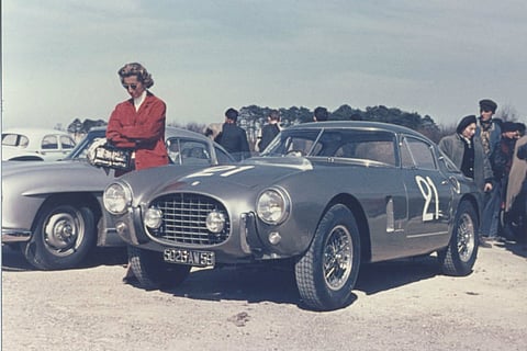 Este Ferrari foi baptizado apenas depois da corrida