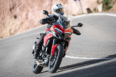 Nova Ducati Multistrada V2S: mais pequena, mais leve e mais ágil