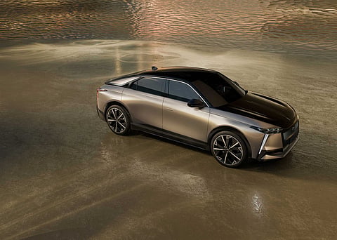 DS elétrico de luxo chama-se Nº8 e promete 750 km de autonomia