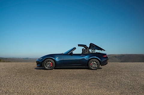 Mazda MX-5 terá nova versão em 2027
