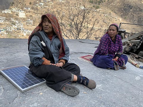 Photo : चमोली त्रासदी के बाद रैणी गांव में पीड़ित ग्रामीण : ईशान कुकरेती