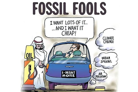 वादा है जलवायु परिवर्तन से निपटने का, लेकिन जीवाश्म ईंधन की सब्सिडी में दोगुनी वृद्धि