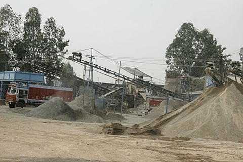 जानिए क्यों एनजीटी ने सोन नदी में होते खनन पर लगाया प्रतिबन्ध