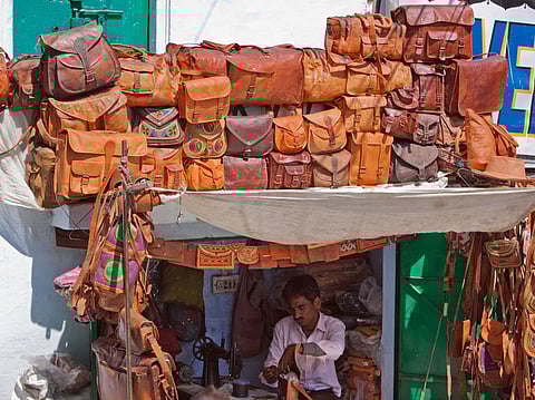 കേന്ദ്ര ബജറ്റ് 2026-27: തുകൽ, സമുദ്രോത്പന്ന കയറ്റുമതിക്കായി ഇറക്കുമതി ചെയ്യുന്ന സാമഗ്രികൾക്ക് ആശ്വാസം