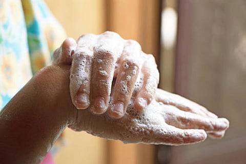 ग्लोबल हैंडवाशिंग डे की शुरुआत 2008 में हुई थी। इस दिन पहली बार दुनिया के 70 से ज्यादा देशों में 12 करोड़ बच्चों ने हाथ धोकर हिस्सा लिया।