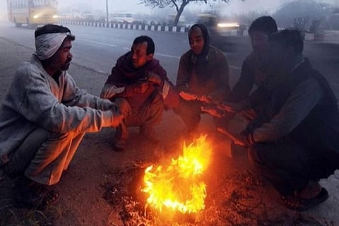 दिल्ली-एनसीआर, हरियाणा और पंजाब में शीतलहर के साथ घने से बहुत घना कोहरा, जनजीवन प्रभावित।