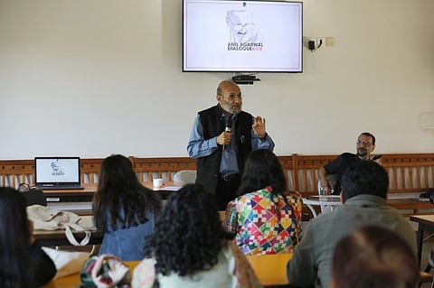 अर्थशास्त्री संतोष मेहरोत्रा, फोटो विकास चौधरी