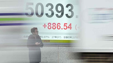 Asian markets mostly advance after SandP 500 hits record high