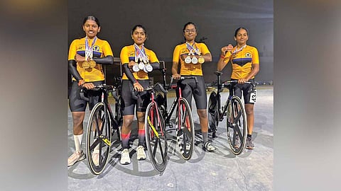 Jyothsna, Thabitha, Niraimathi and Hashini with the medals