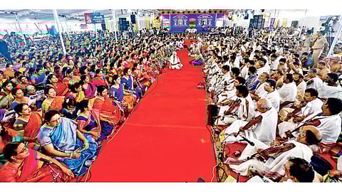 Musicians recite Pancharatna Kritis in Tiruvaiyaru on Wednesday