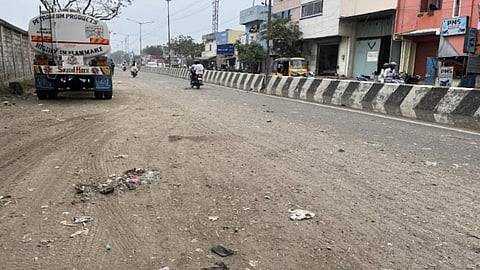 Tondiarpet High Road in Kodungaiyur has turned messy, slippery due spills from uncovered garbage trucks