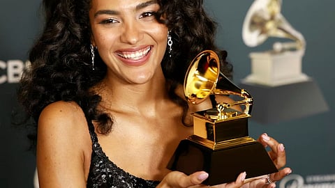 Representative Image for Grammys women