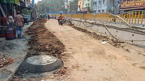 Sewage drain block Pazhavanthangal Gandhi Road