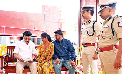 CM Stalin with petitioners on the newly installed ‘Nambikkai Irukkai’ at the integrated police station