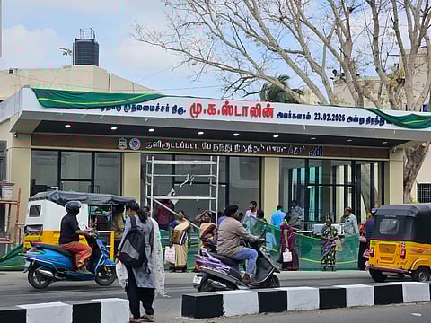 Kolathur AC bus shelter