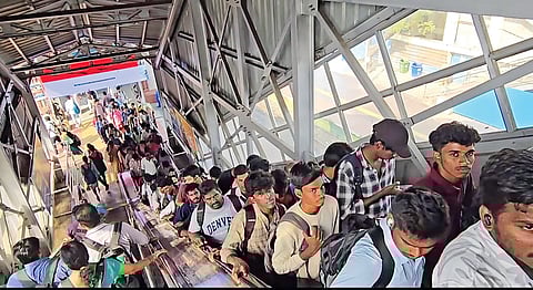 Overcrowded Tambaram railway station