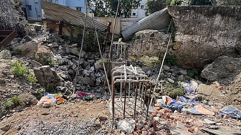 Foot overbridge near the closed railway level