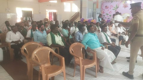 Krishnagiri farmers detained while trying to submit their petitions at DMK party head offices